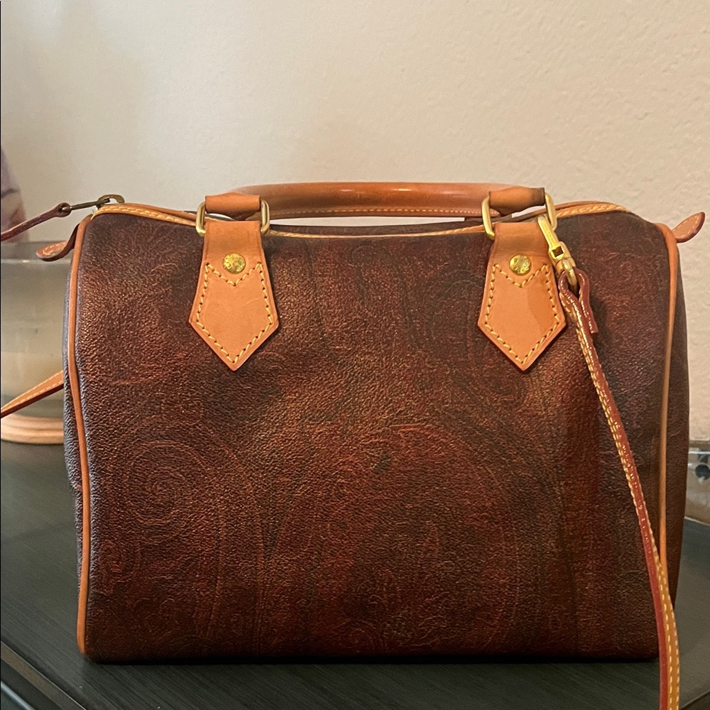 Etro Tan Leather Interior with Brown Label